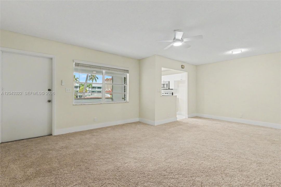 For Sale: $110,000 (2 beds, 2 baths, 968 Square Feet)