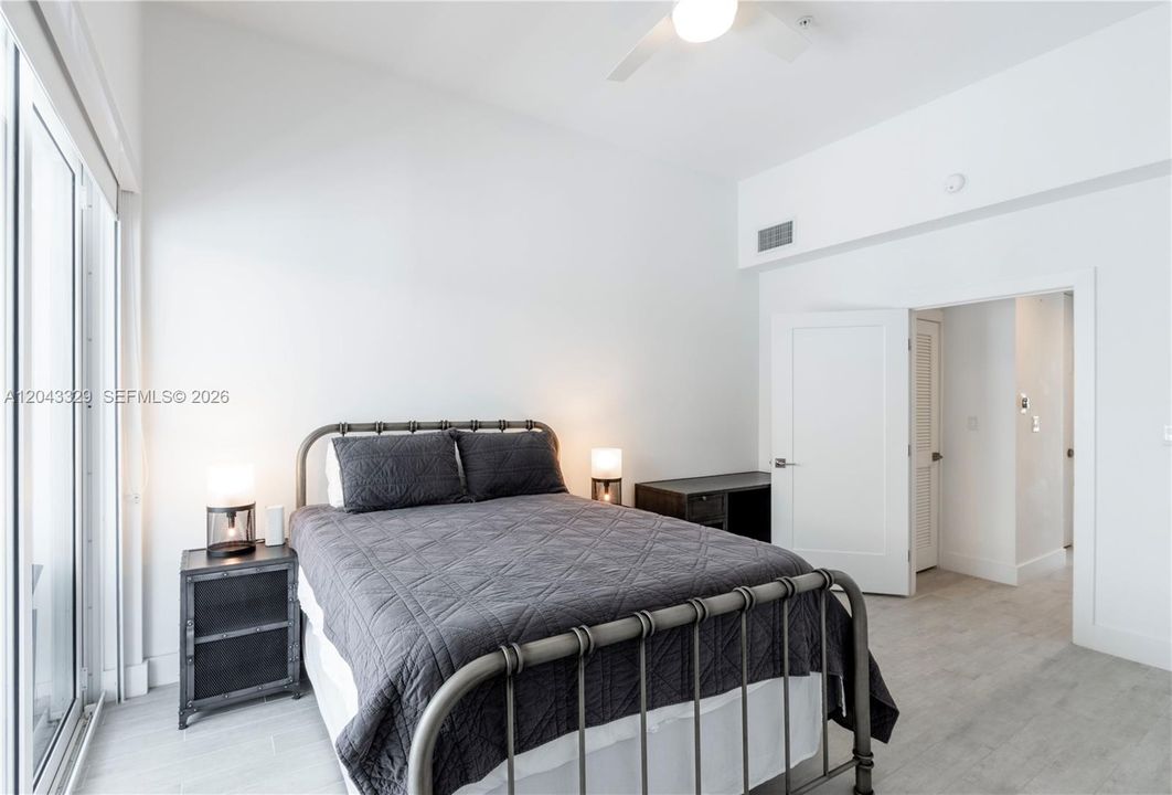 For Rent: $8,900 (3 beds, 3 baths, 2456 Square Feet)