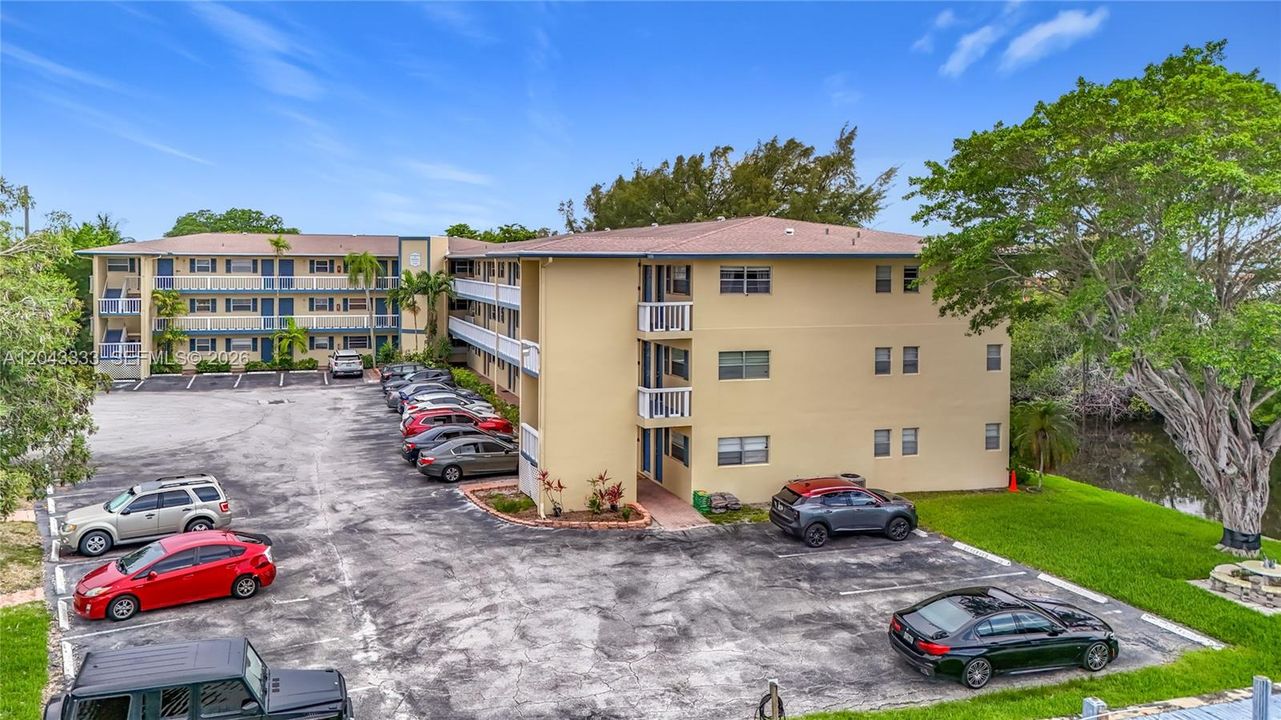 En Venta: $217,000 (2 camas, 1 baños, 900 Pies cuadrados)