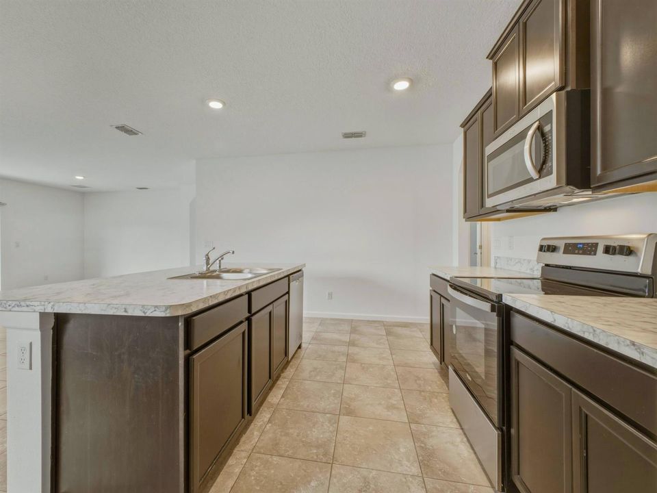 Kitchen 4