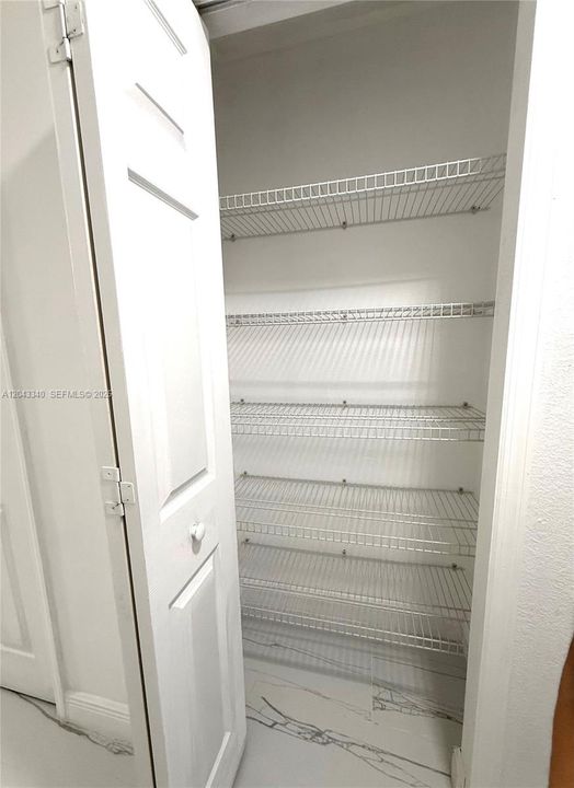 На продажу: $320,000 (3 спален, 2 ванн, 0 Квадратных фут)