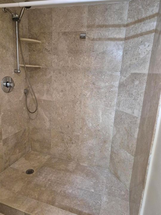 Breezes- Master bathroon Shower