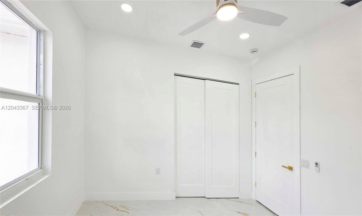 For Sale: $485,000 (4 beds, 2 baths, 1940 Square Feet)
