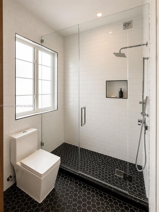 В аренду: $2,595 (1 спален, 1 ванн, 617 Квадратных фут)
