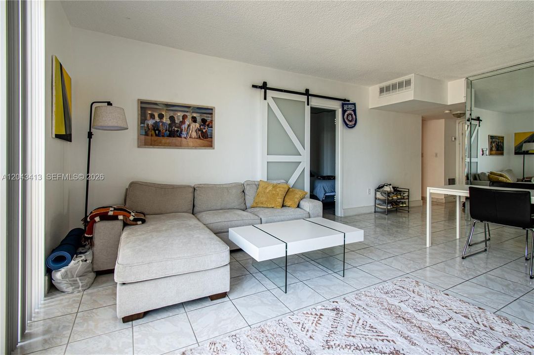 En Renta: $2,050 (0 camas, 1 baños, 510 Pies cuadrados)