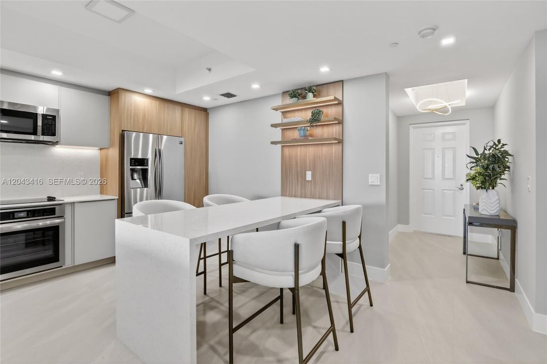 На продажу: $930,000 (2 спален, 3 ванн, 1720 Квадратных фут)