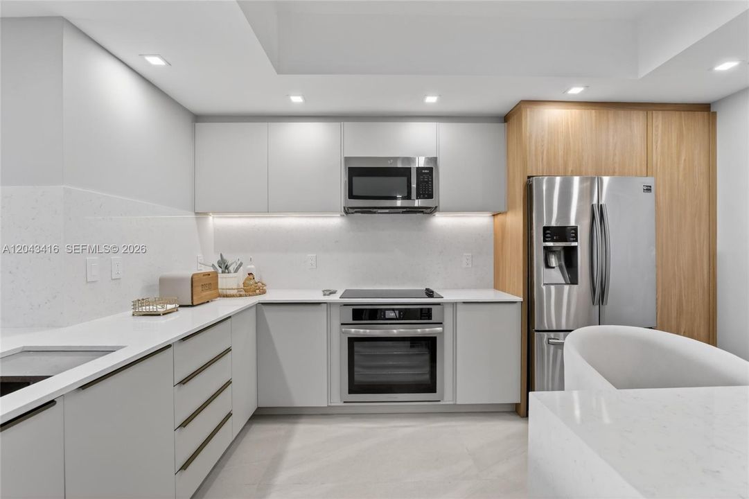 На продажу: $930,000 (2 спален, 3 ванн, 1720 Квадратных фут)