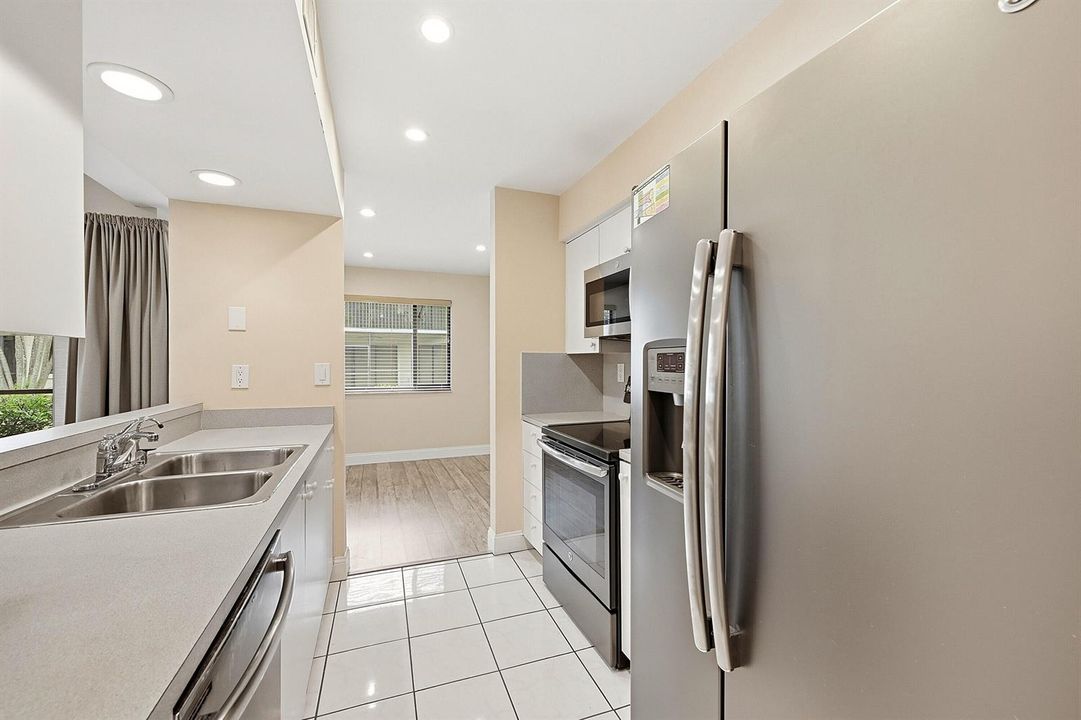 12_Kitchen