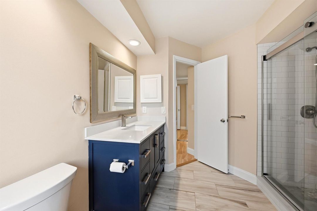 18_Primary Bathroom