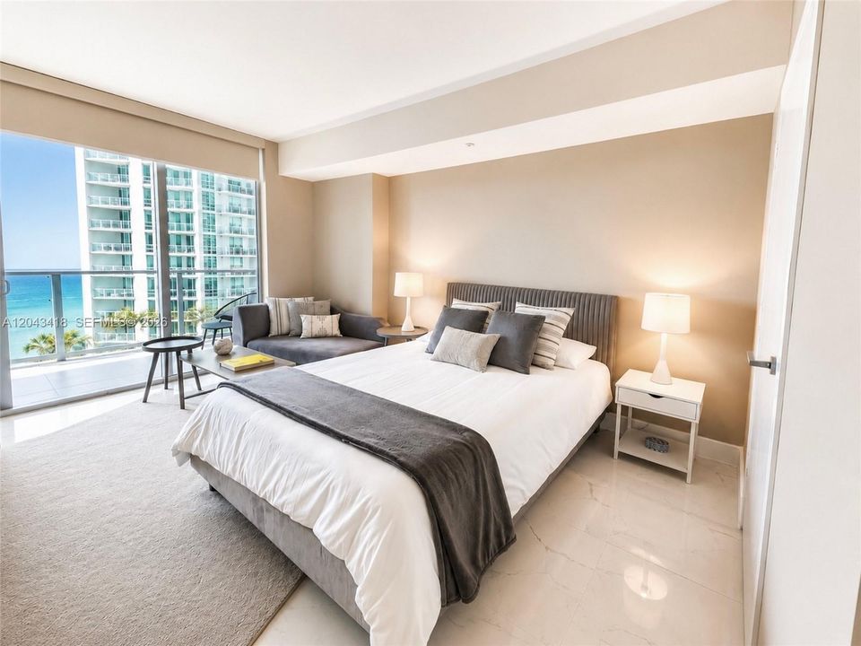 For Rent: $3,200 (0 beds, 1 baths, 375 Square Feet)