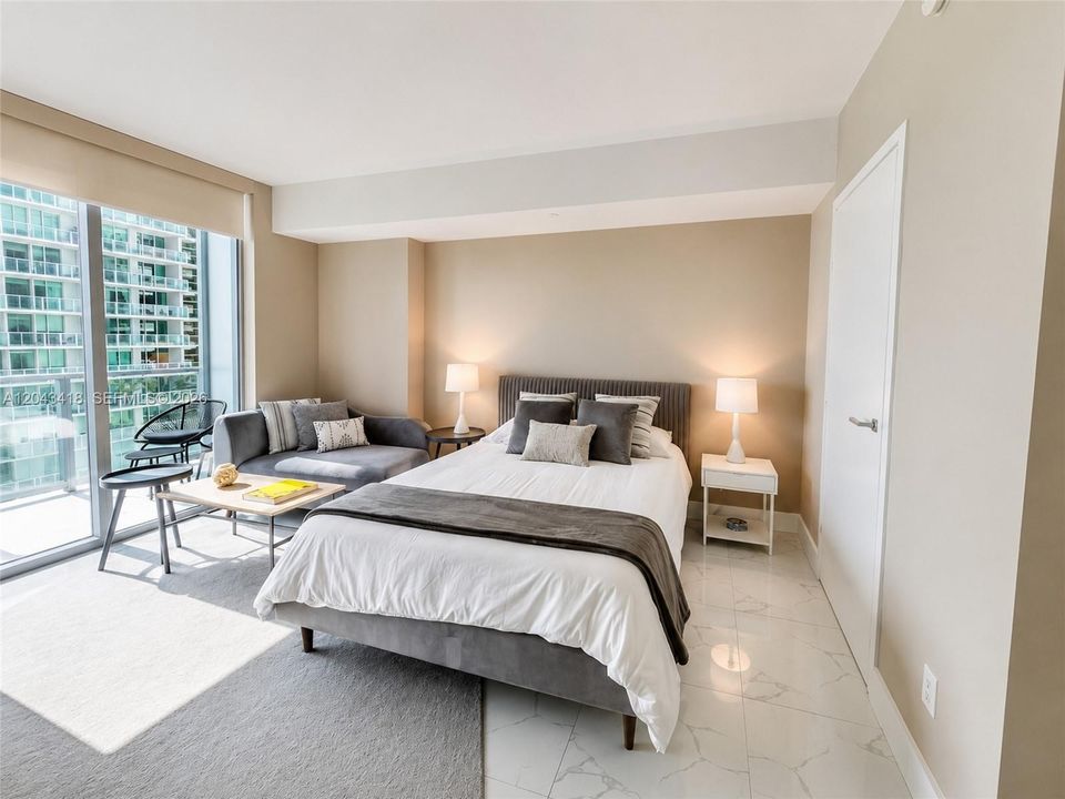 For Rent: $3,200 (0 beds, 1 baths, 375 Square Feet)