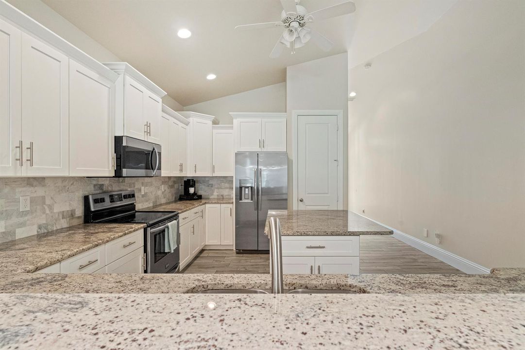 1006 SW 34th Terrace