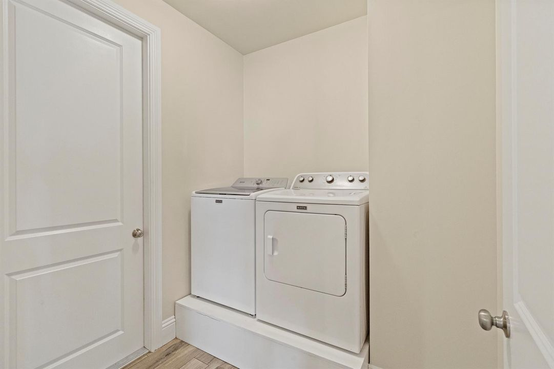 1006 SW 34th Terrace