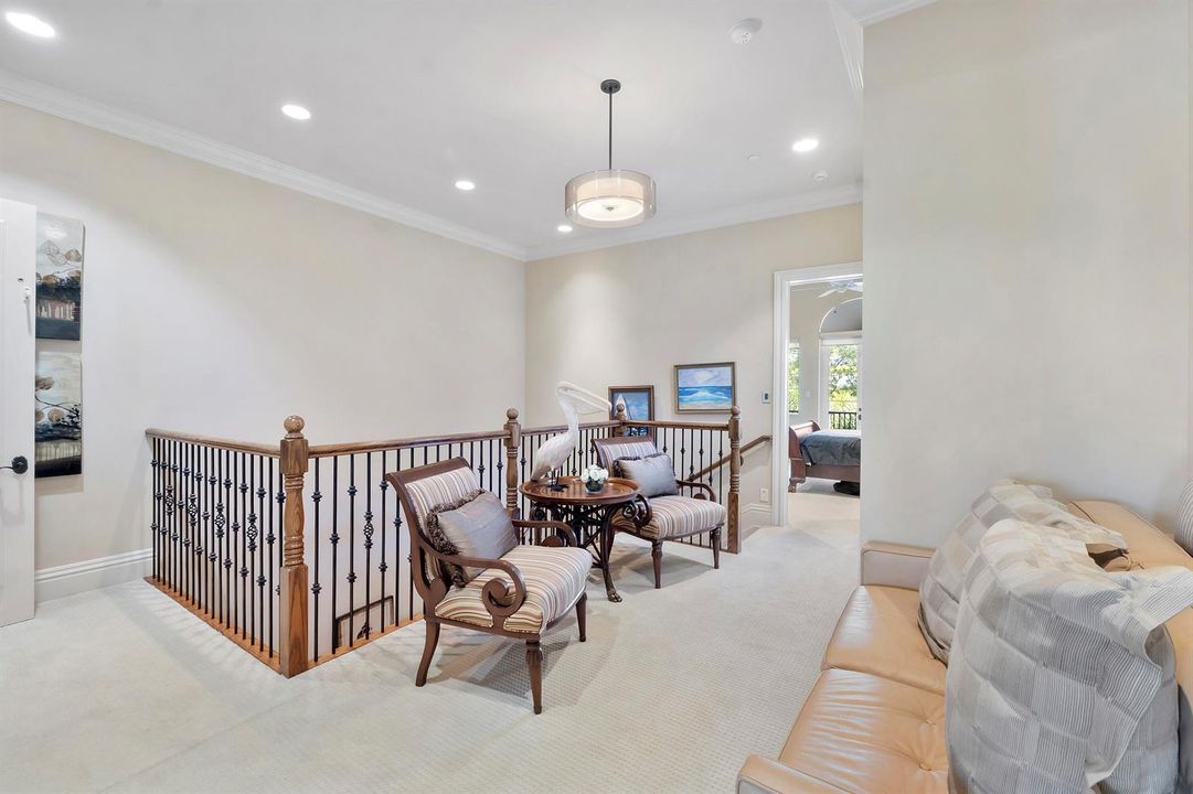 449 NE 19th Ave_066