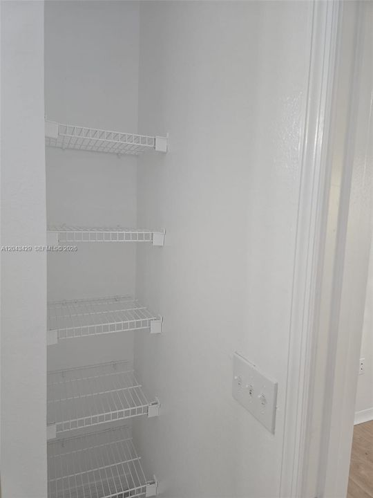На продажу: $249,000 (3 спален, 2 ванн, 0 Квадратных фут)