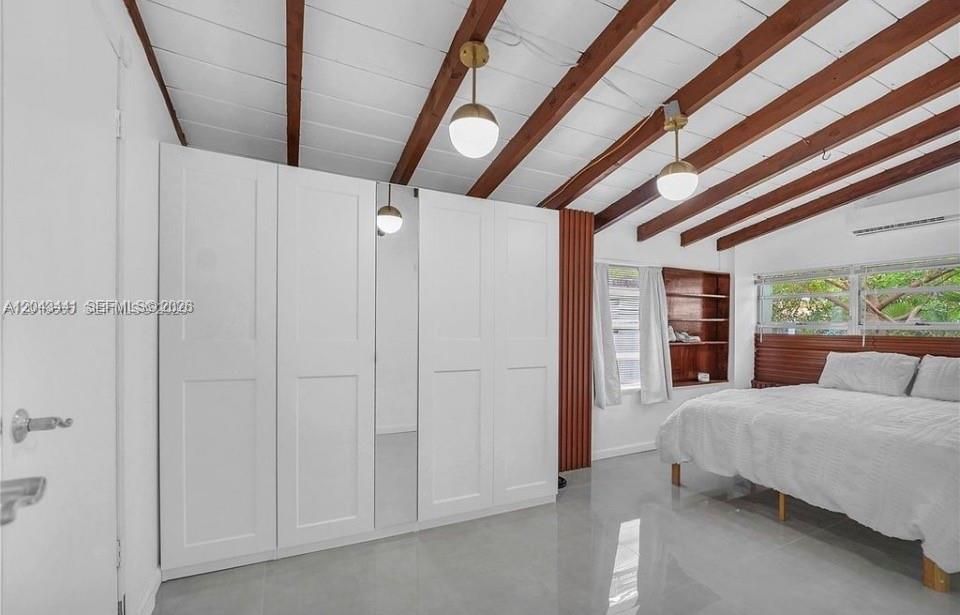 В аренду: $4,500 (3 спален, 1 ванн, 1088 Квадратных фут)
