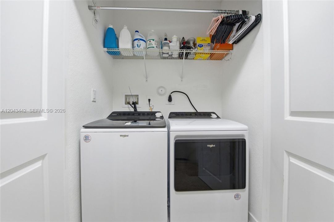 For Rent: $2,500 (3 beds, 2 baths, 1488 Square Feet)