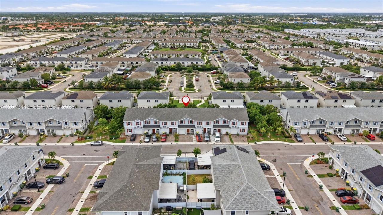 For Rent: $2,500 (3 beds, 2 baths, 1488 Square Feet)