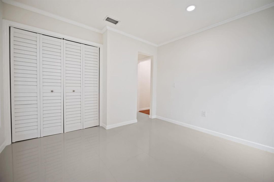 18-web-or-mls-561-sw-168th-terrace