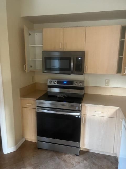Kitchen 3
