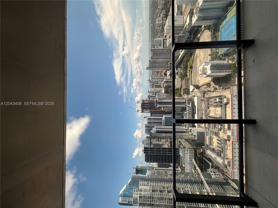 For Sale: $1,250,000 (1 beds, 1 baths, 1123 Square Feet)