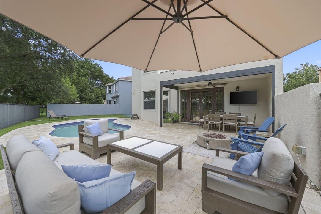 7518 Oak Grove Circle - 39.jpg-SMALL