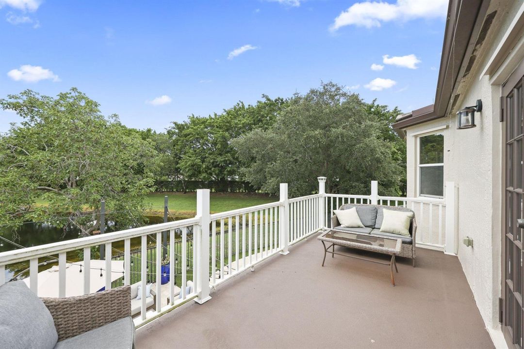 7518 Oak Grove Circle - 55.jpg-SMALL