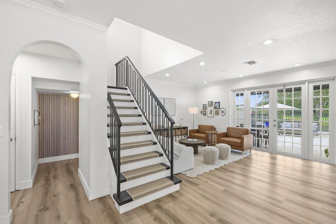 7518 Oak Grove Circle - 12.jpg-SMALL