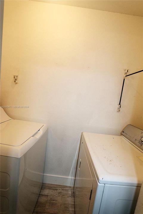 В аренду: $2,400 (2 спален, 2 ванн, 1050 Квадратных фут)
