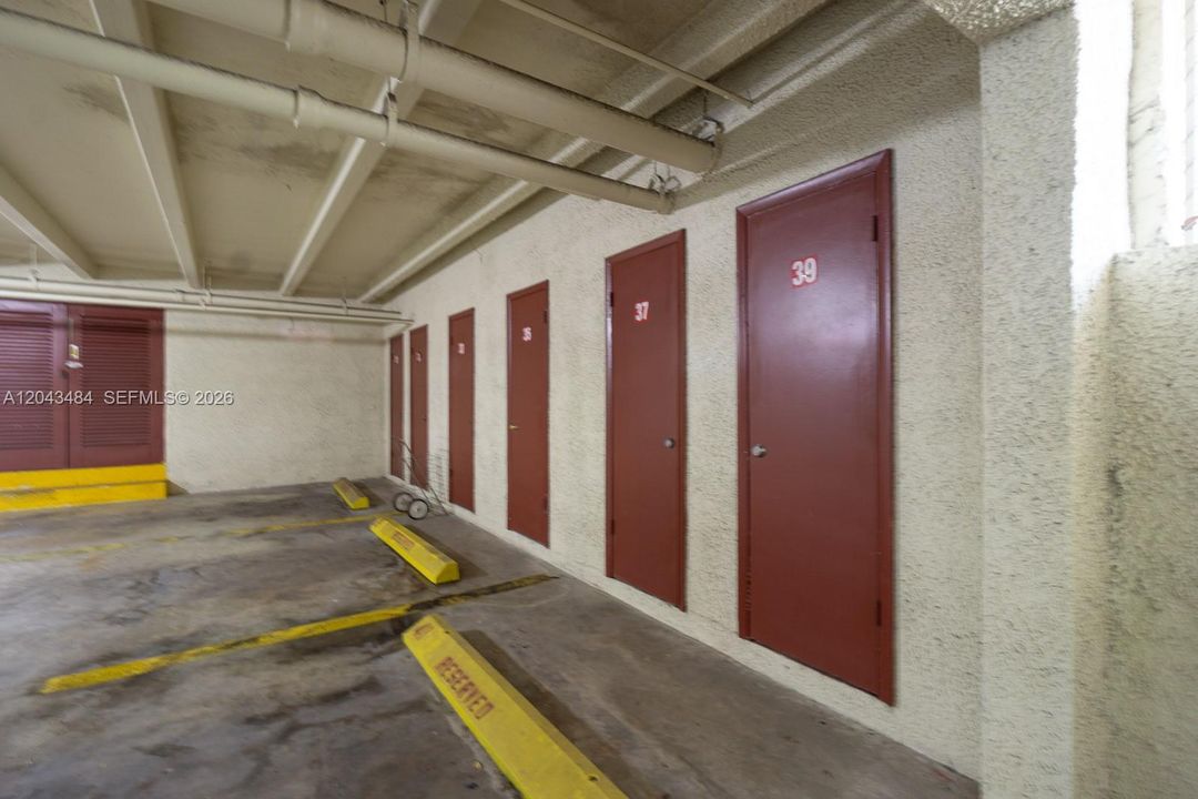 Covered Garage Parking. Additional Storage Space / Closet