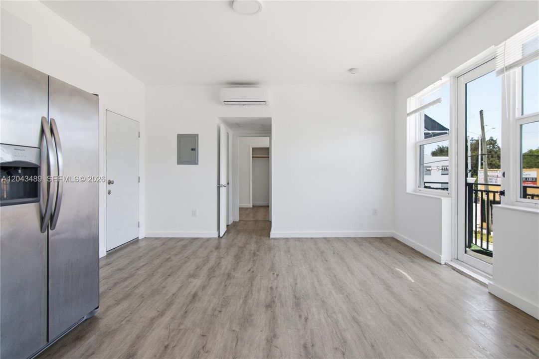 В аренду: $1,750 (1 спален, 1 ванн, 15854 Квадратных фут)