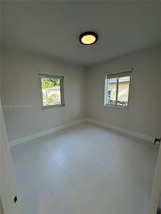 В аренду: $3,950 (4 спален, 2 ванн, 1226 Квадратных фут)