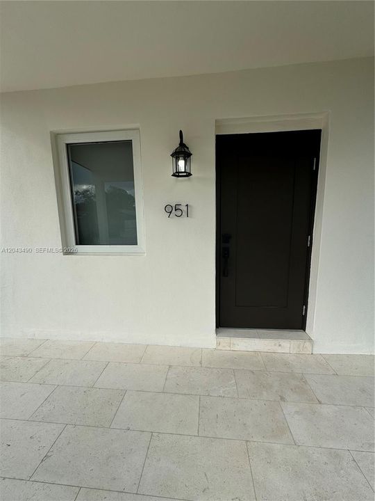 В аренду: $3,950 (4 спален, 2 ванн, 1226 Квадратных фут)