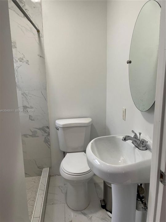 For Rent: $1,200 (0 beds, 1 baths, 0 Square Feet)