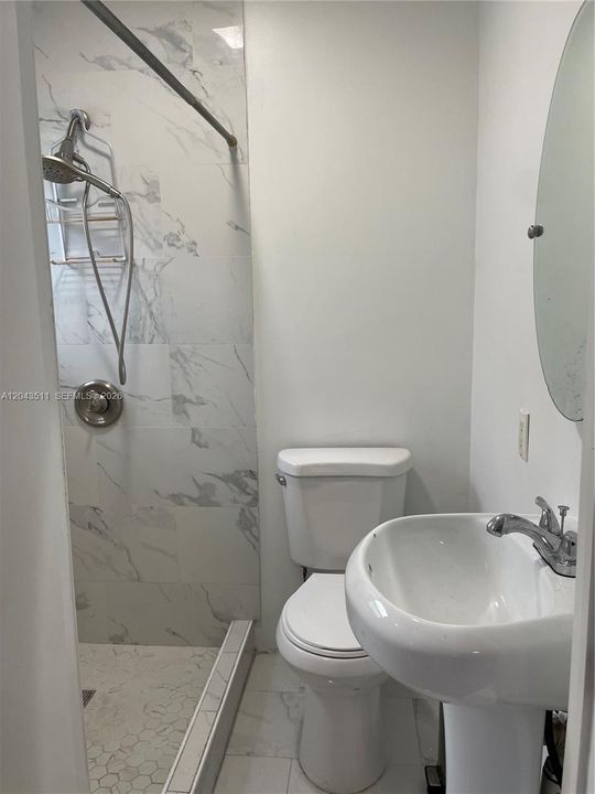 For Rent: $1,200 (0 beds, 1 baths, 0 Square Feet)