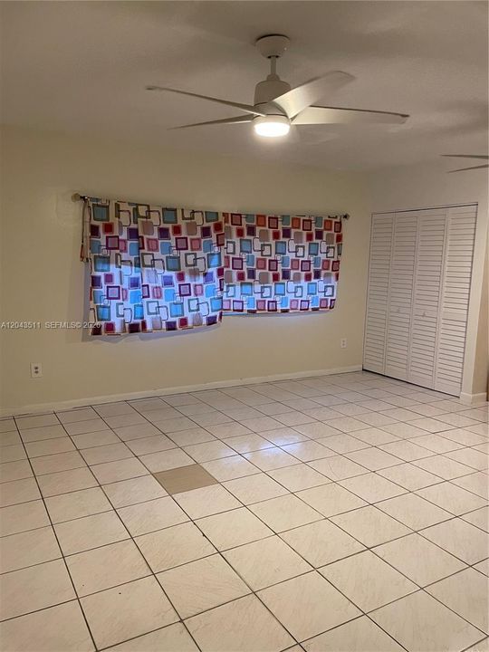 For Rent: $1,200 (0 beds, 1 baths, 0 Square Feet)
