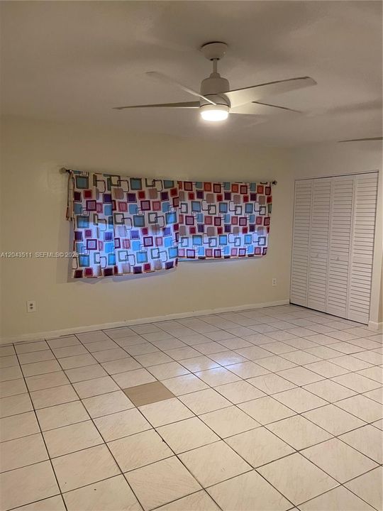 For Rent: $1,200 (0 beds, 1 baths, 0 Square Feet)