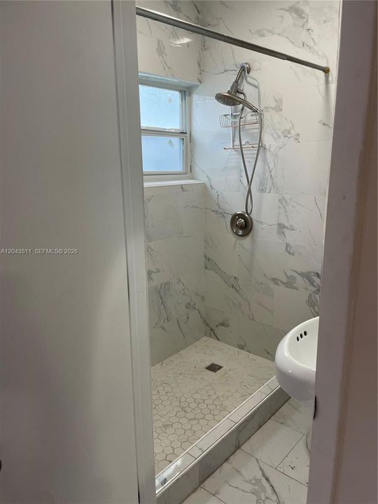For Rent: $1,200 (0 beds, 1 baths, 0 Square Feet)