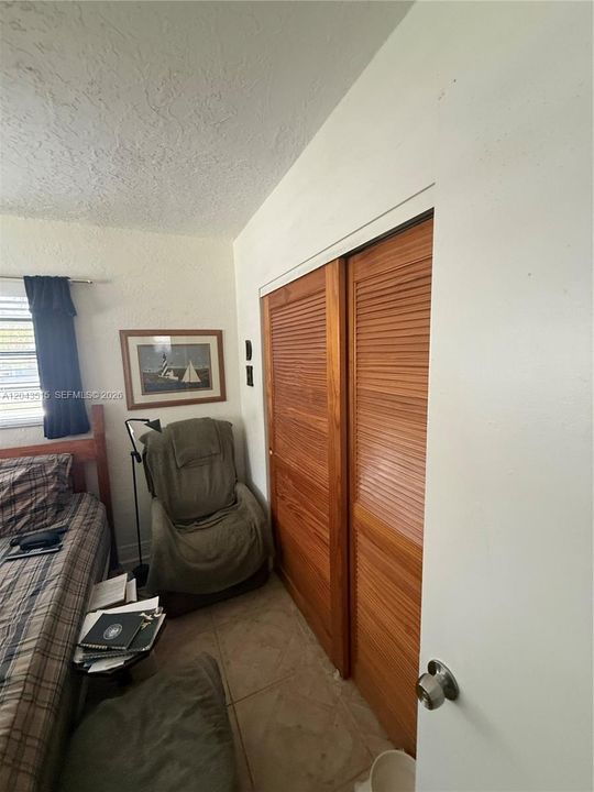 For Sale: $520,000 (3 beds, 1 baths, 1065 Square Feet)