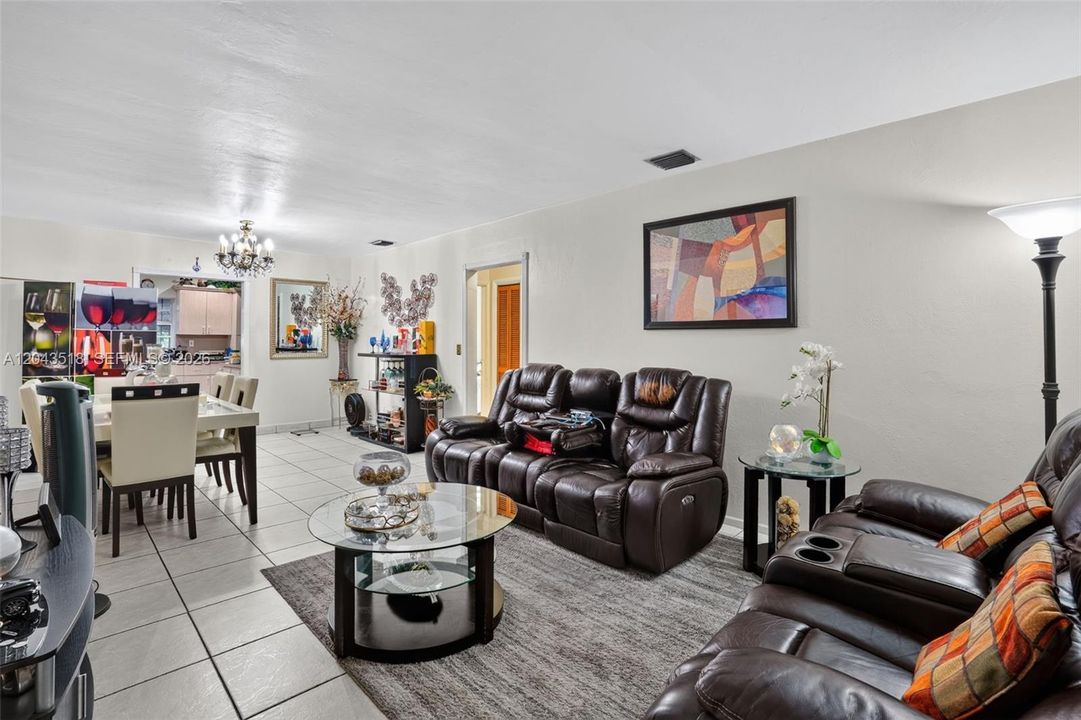 En Venta: $839,900 (0 camas, 0 baños, 2024 Pies cuadrados)