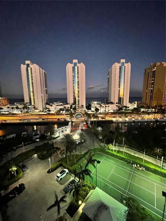 В аренду: $5,500 (2 спален, 2 ванн, 1530 Квадратных фут)
