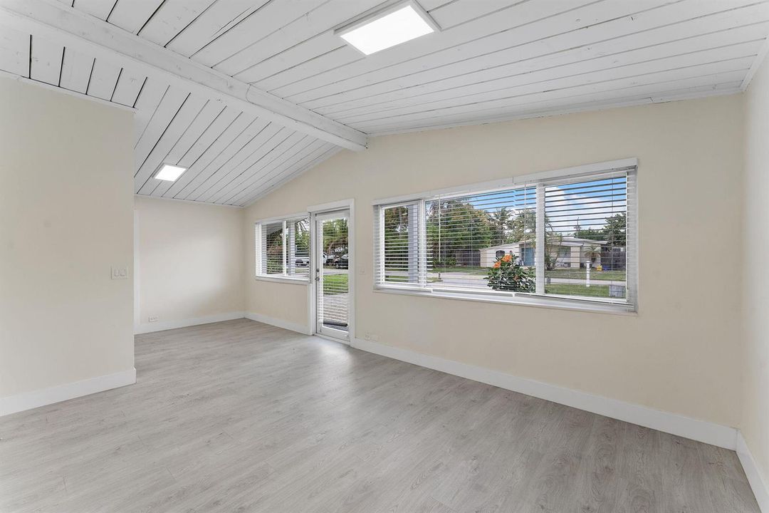 21-web-or-mls-DSC00685