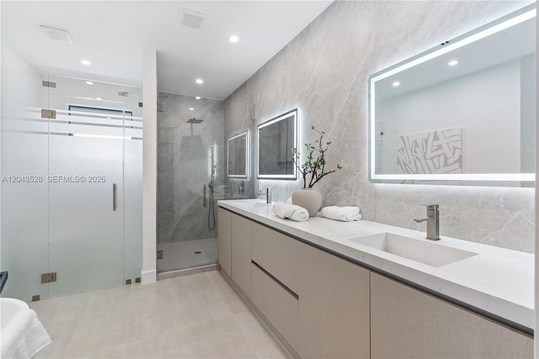 В аренду: $8,250 (3 спален, 3 ванн, 0 Квадратных фут)