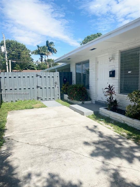 For Sale: $799,999 (0 beds, 0 baths, 1902 Square Feet)