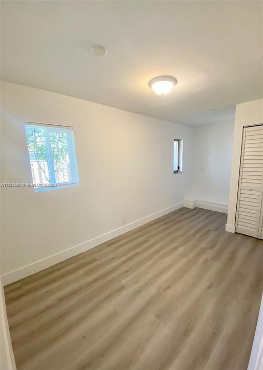 For Sale: $799,999 (0 beds, 0 baths, 1902 Square Feet)
