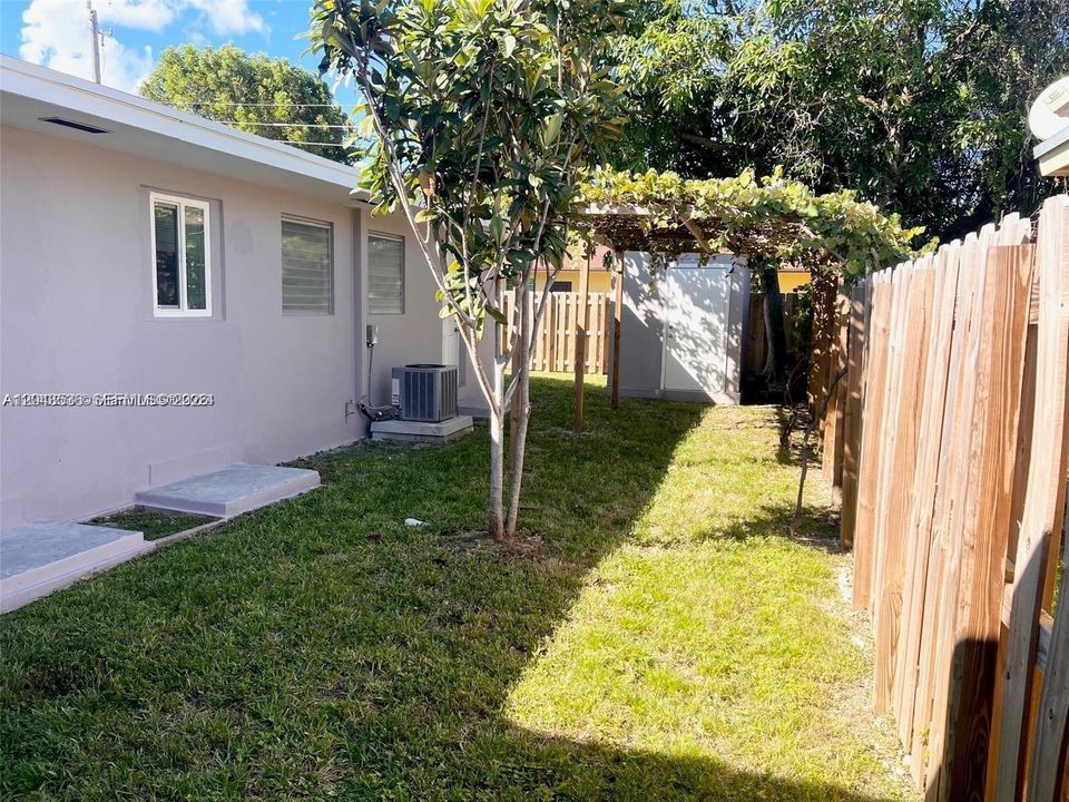 For Sale: $799,999 (0 beds, 0 baths, 1902 Square Feet)