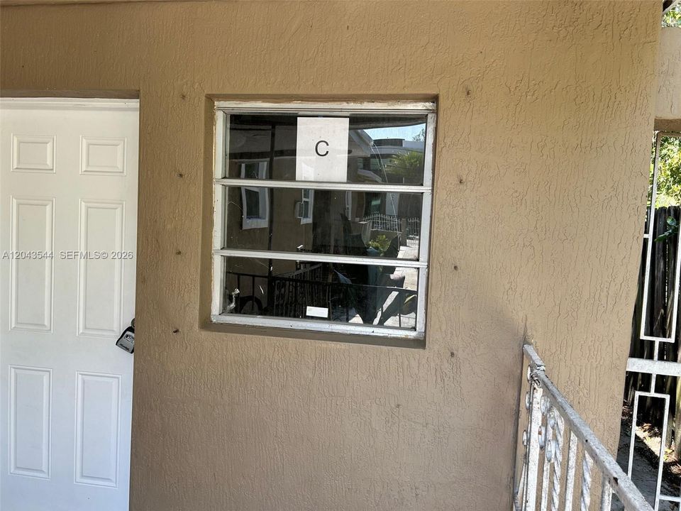 En Renta: $1,900 (2 camas, 1 baños, 1784 Pies cuadrados)