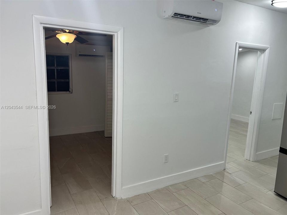 Door to front bedroom