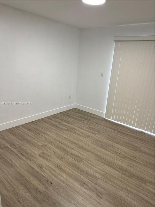 На продажу: $395,000 (2 спален, 2 ванн, 1100 Квадратных фут)