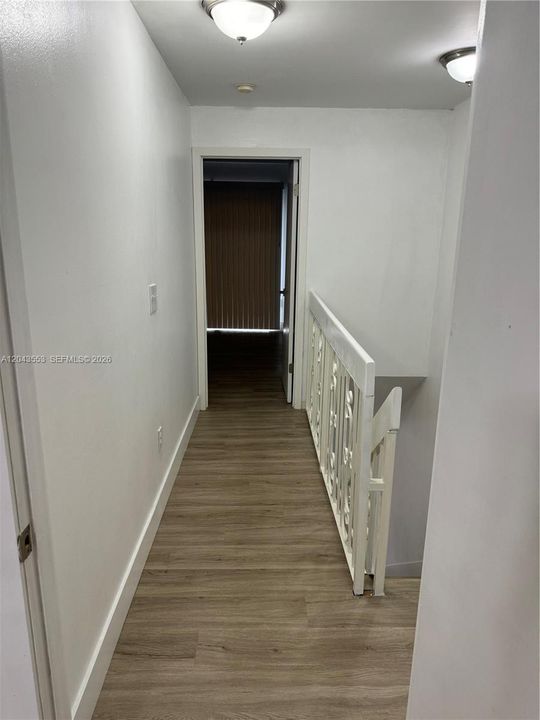На продажу: $395,000 (2 спален, 2 ванн, 1100 Квадратных фут)